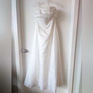 Y2K Strapless White Gown Minimalist